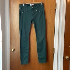 Gently Worn Cabi Zip Skinny Jeans size 4